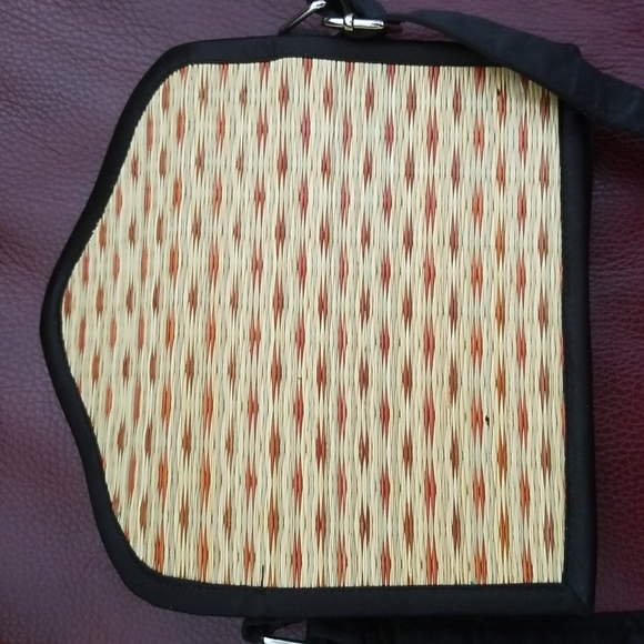 Woven clutch with shoulderstrap - Picture 5 of 7